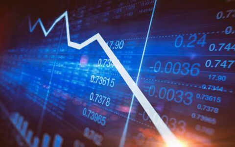 联合健康重挫18%，行业巨头换帅撤指引，引发医疗保险板块连锁抛售